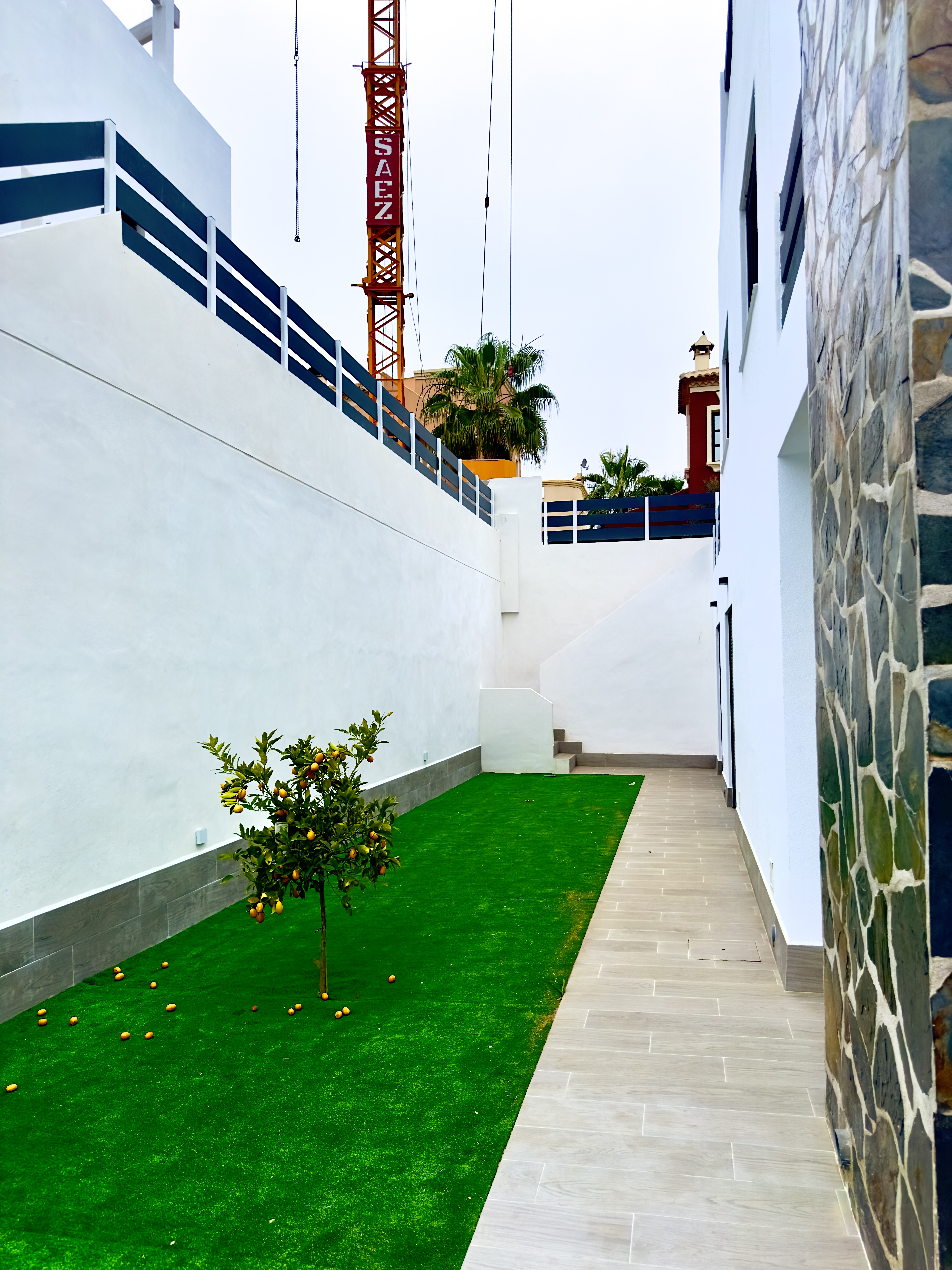 DP-100-98926472-01-16