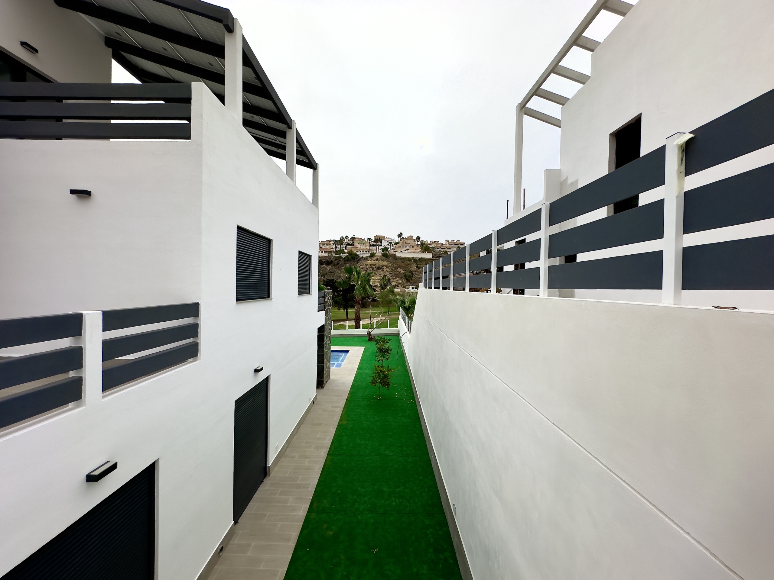 DP-100-98926472-01-2