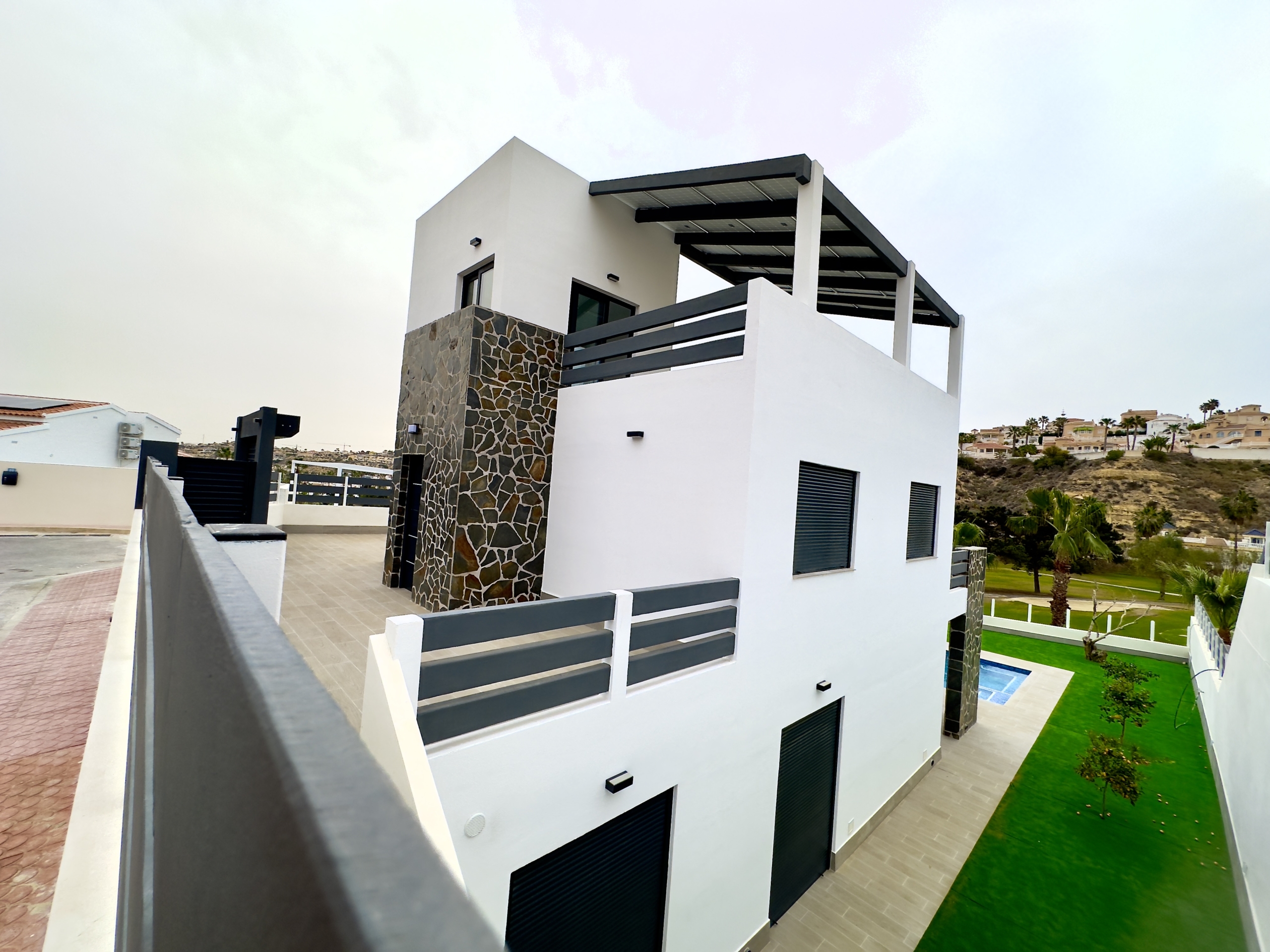 DP-100-98926472-01-9