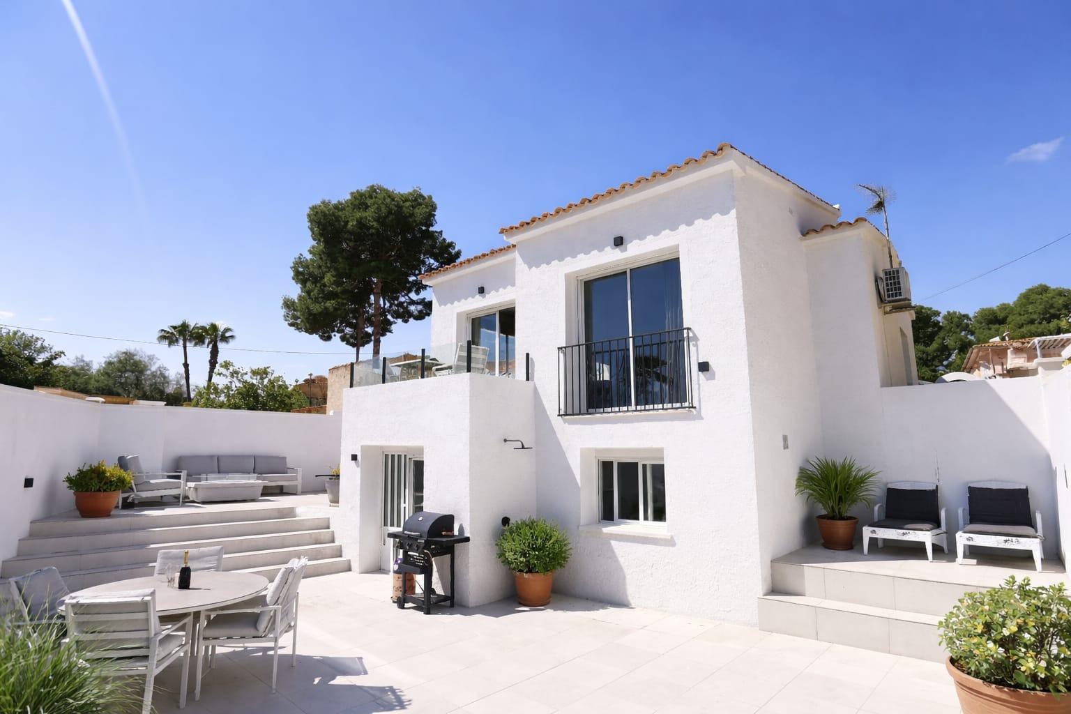 Villa for sale in La Nucía
