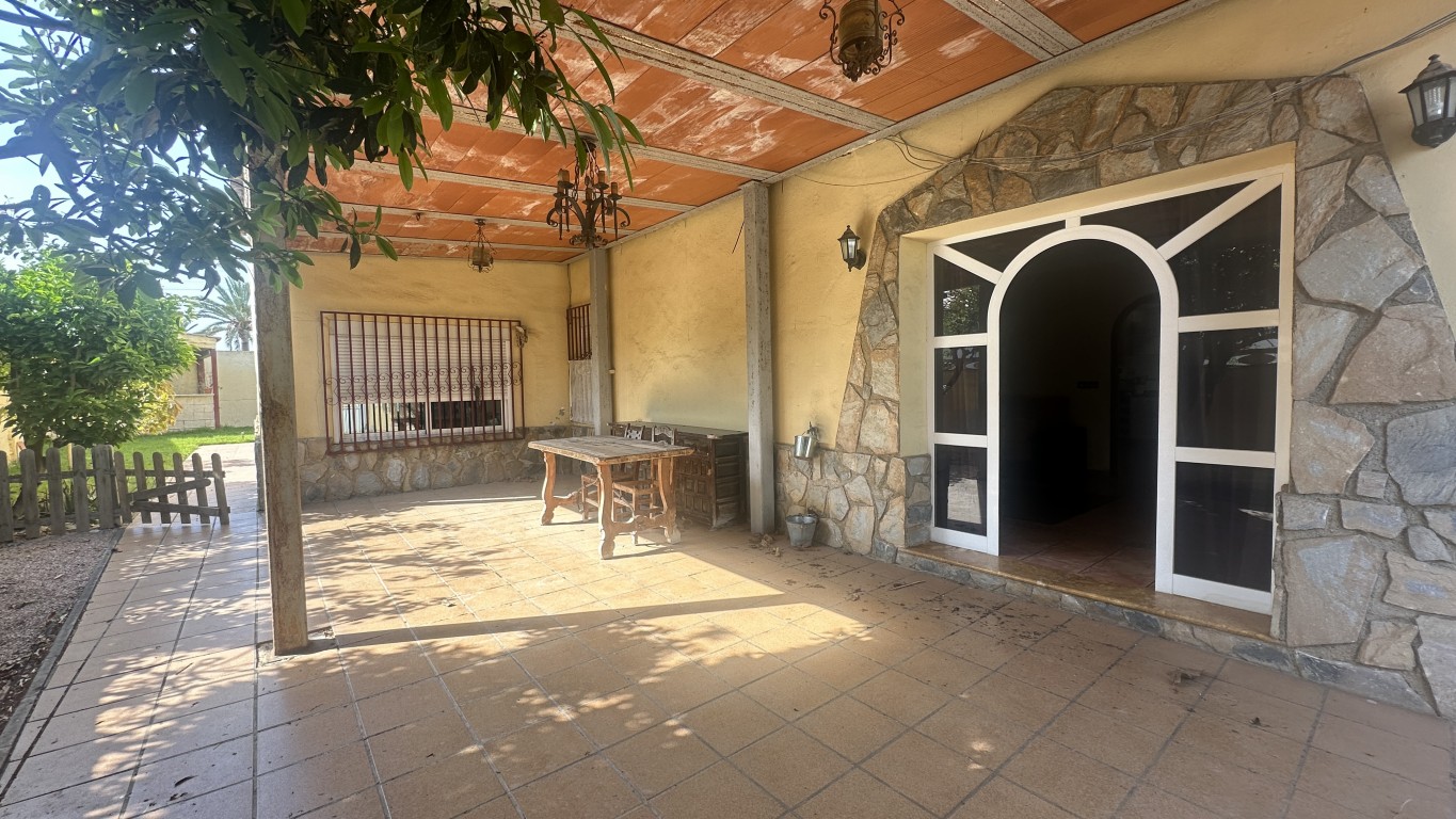 Villa for sale in Albir