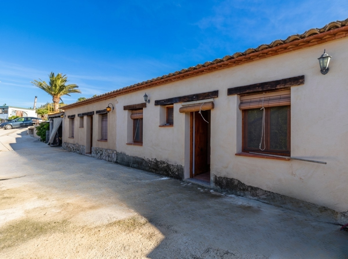 Finca for sale in Benissa
